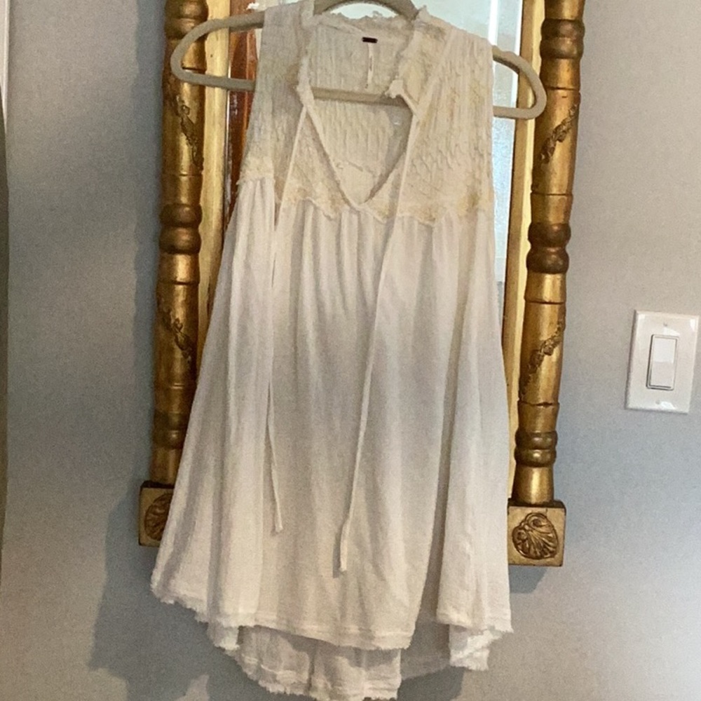 Free People  M sleeveless gauze tunic with yellow decorative stitching